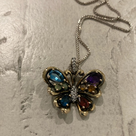 Sterling butterfly necklace - Picture 3 of 8